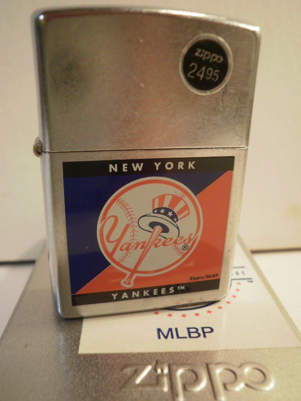 New York YANKEES ZIPPO LIGHTER New w/Box & Seal MLB Bat  