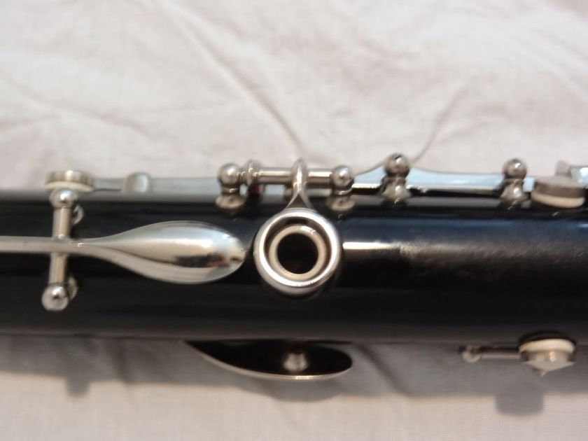 Yamaha YCL 26 Bb Beginner Clarinet, YCL 250 Equivalent  