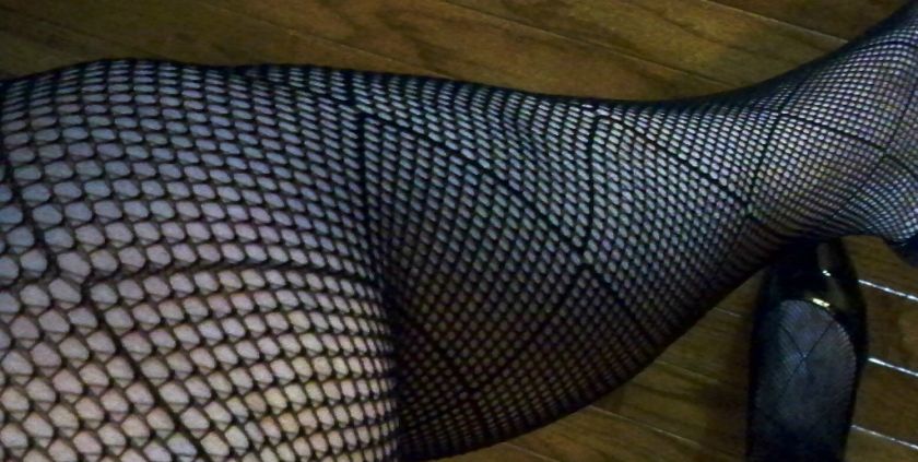   Womens Fishnet Tights Queen Size Fit 53   510 Wt 160 240 Lbs  